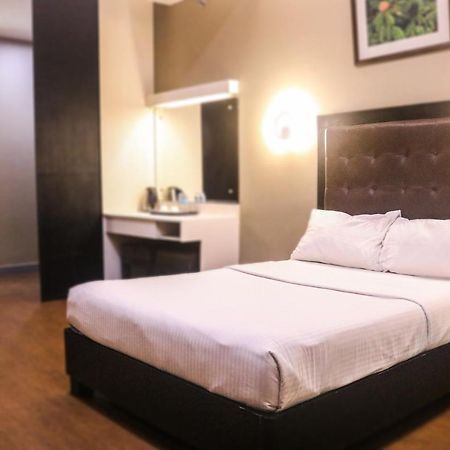 The Lucky 9 Budget Hotel Tagum Exterior foto